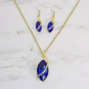 Blue large crystal marquise pendant necklace and earrings set on rope chain